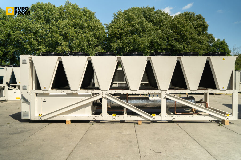 Aircooled chiller PANASONIC ECO i W SW N EVO P SWVN0660CA 644 kW