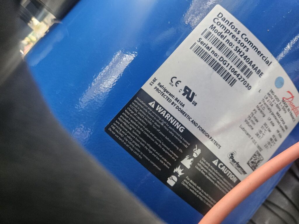 Kaltwassersatz CLIMAVENETA NX SL K 0914T 241 kW