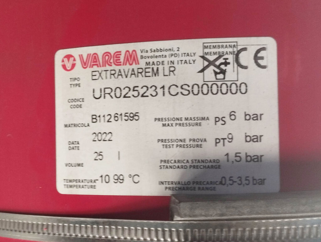 Чиллер/Тепловой насос Systemair SYSAQUA 150 137.6/153.7 кВт