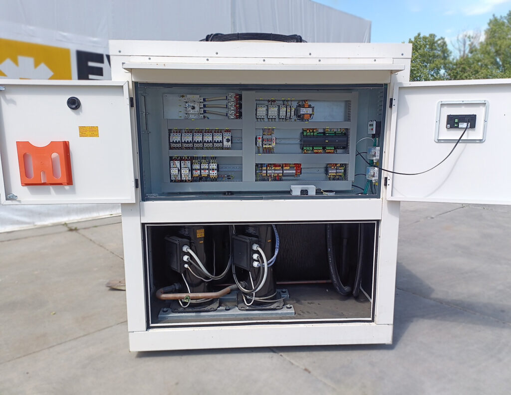 Руфтоп (крышный кондиционер) EMICON RTTL 362 TR KC 102 кВт