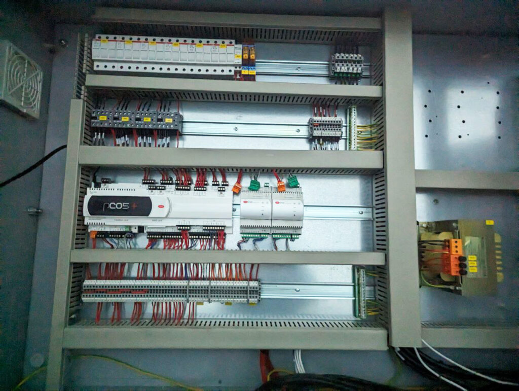 Чиллер/Тепловой насос Systemair SYSCROLL 341/368 кВт