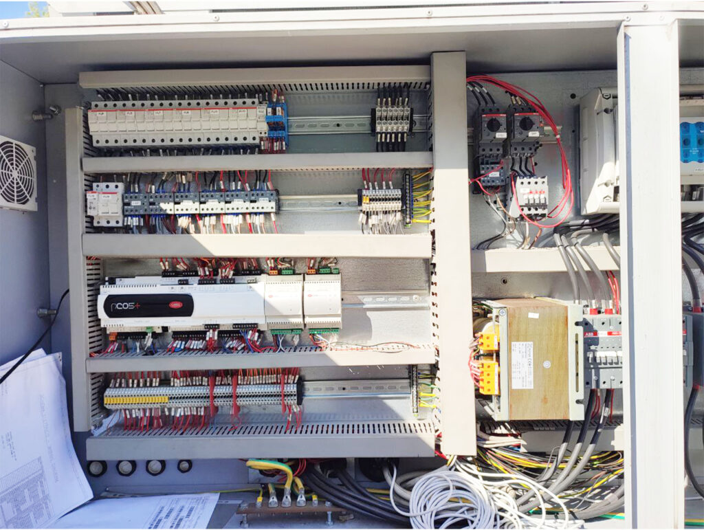 Чиллер/Тепловой насос Systemair Syscroll Air HP 540 482/556 кВт