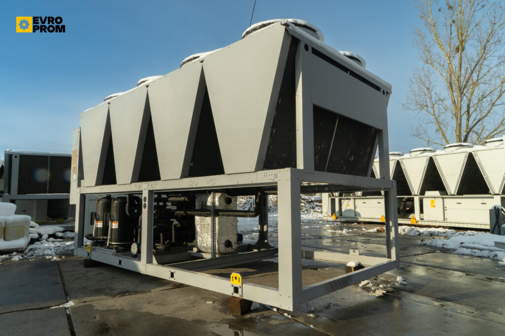KALTWASSERSATZ/Wärmepumpe Systemair SYSCROLL.330.AIR 308,3/333 kW