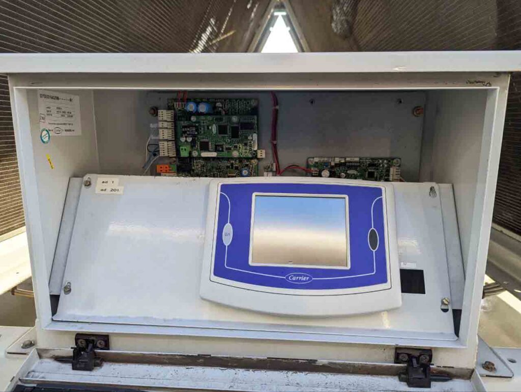 Aircooled chiller CARRIER 30XA 391 kW