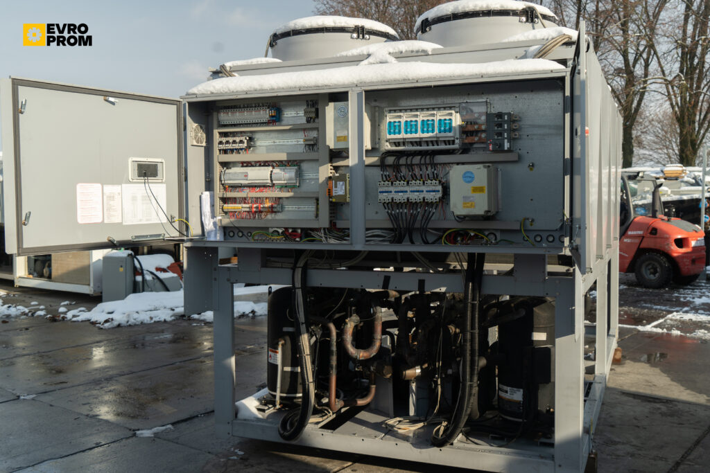KALTWASSERSATZ/Wärmepumpe Systemair SYSCROLL.330.AIR 308,3/333 kW