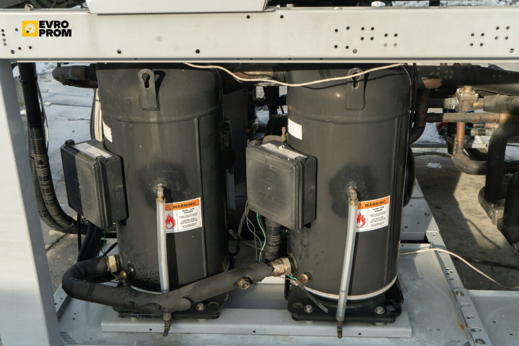 KALTWASSERSATZ/Wärmepumpe Systemair SYSCROLL.330.AIR 308,3/333 kW