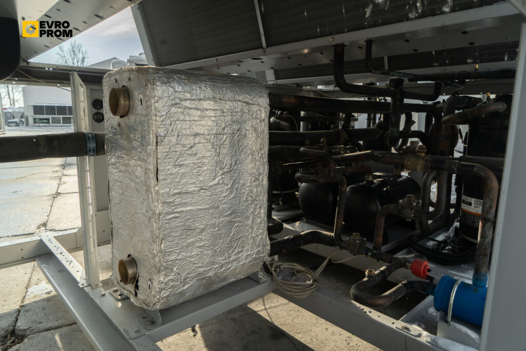 KALTWASSERSATZ/Wärmepumpe Systemair SYSCROLL.330.AIR 308,3/333 kW