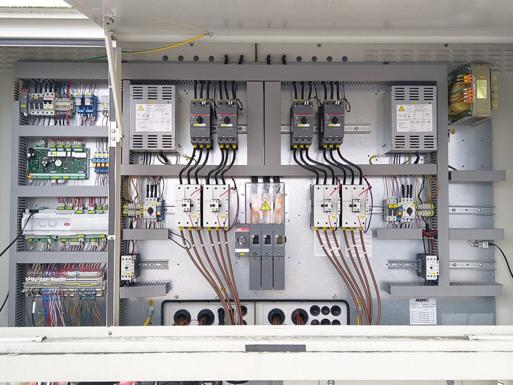 Чиллер/Тепловой насос Aermec 400/461 кВт