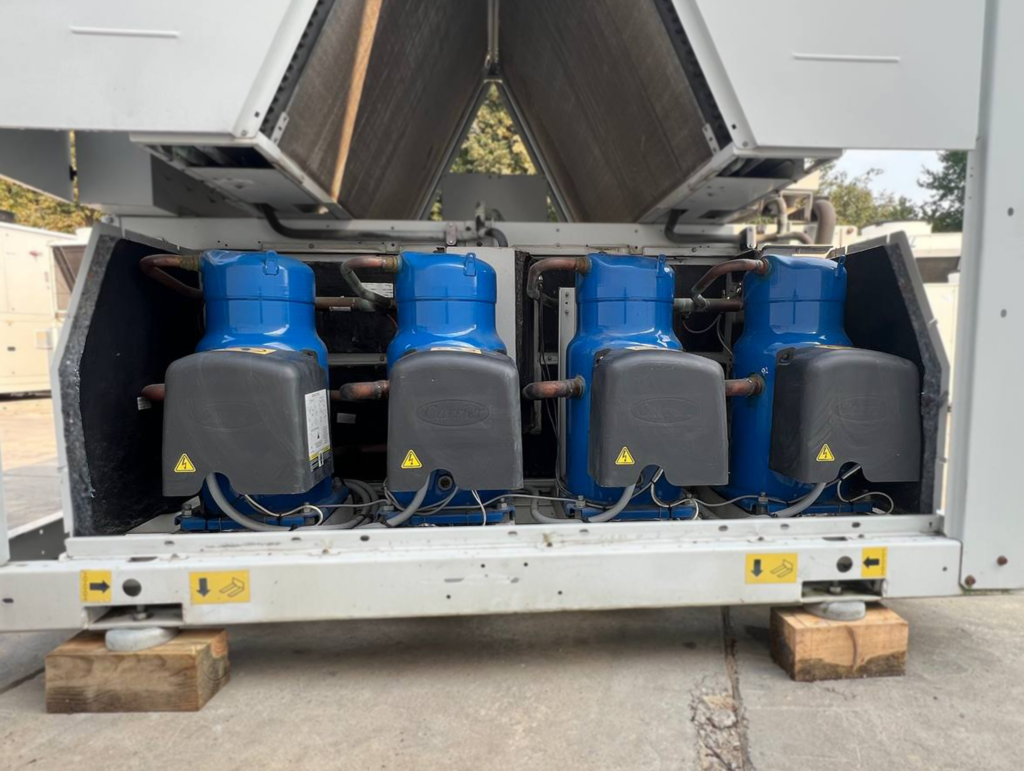 Aircooled chiller CARRIER 30RB0232 227 kW