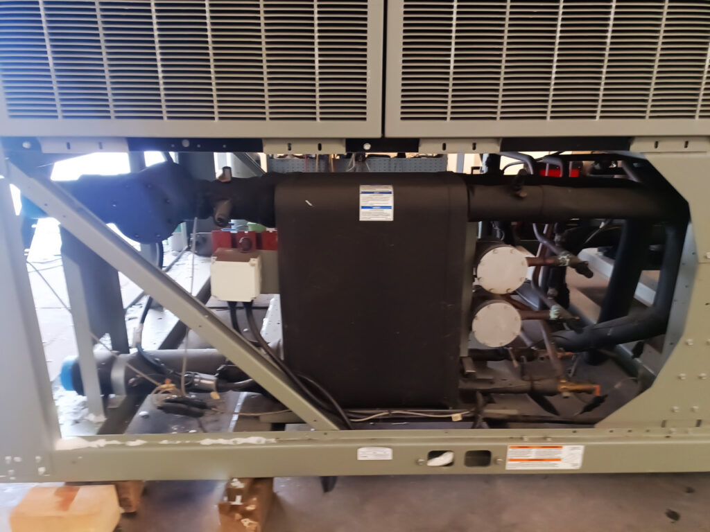 Чиллер Trane  CGAM 110 311 кВт