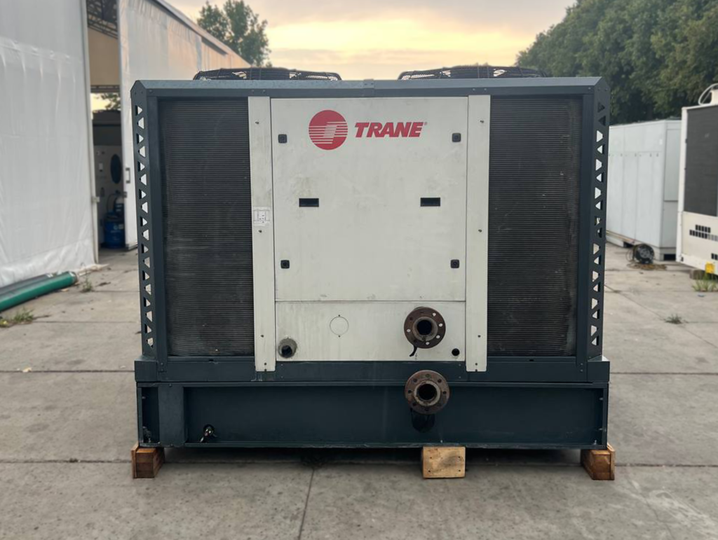 Чиллер Trane CGAX 060 SE SN 164 кВт