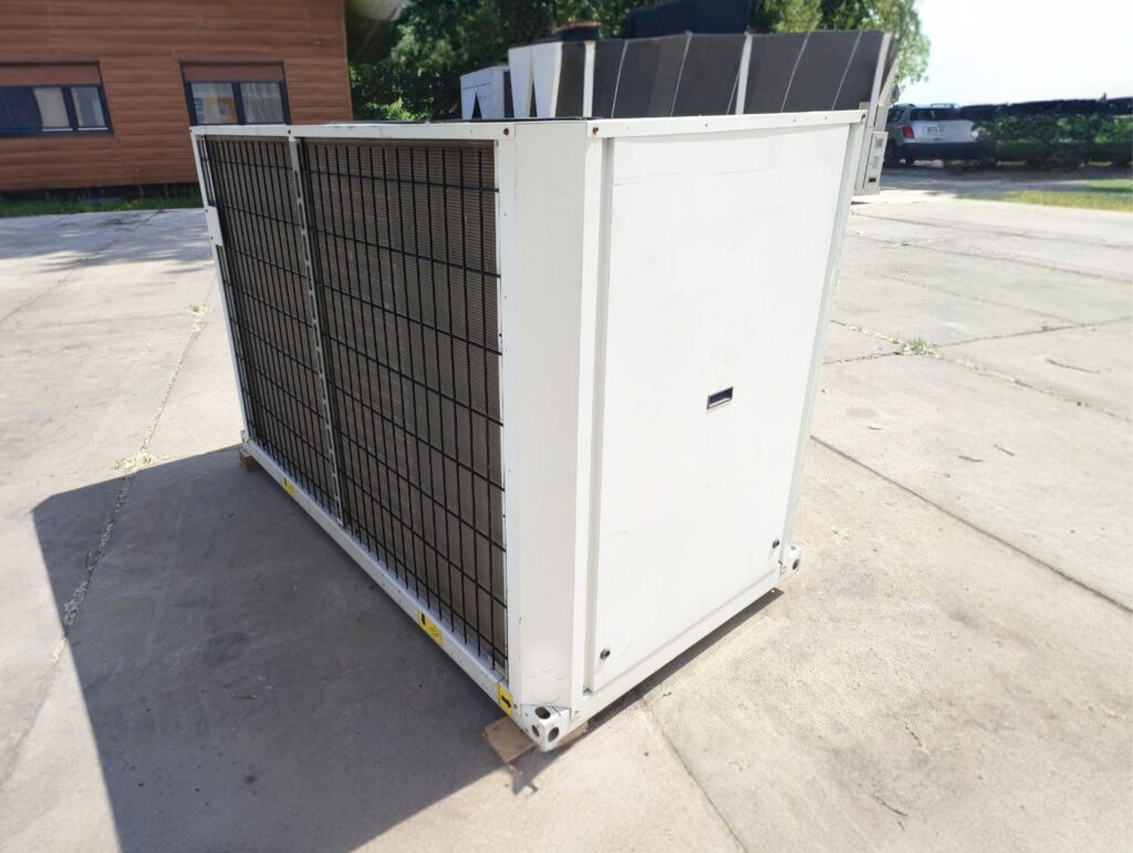 Aircooled chiller Carrier 30RBS-070-0154-PEE 67kW