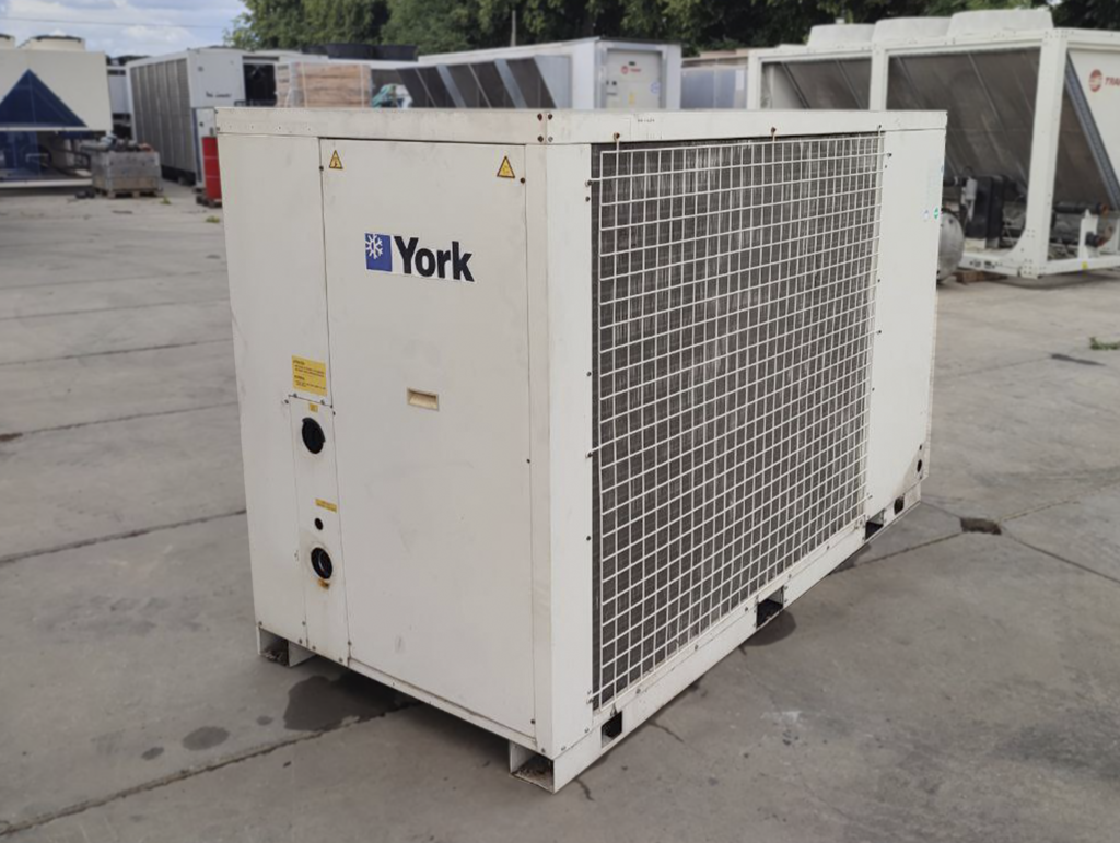 Чиллер YORK YLCSA-50 TP 49.2 кВт