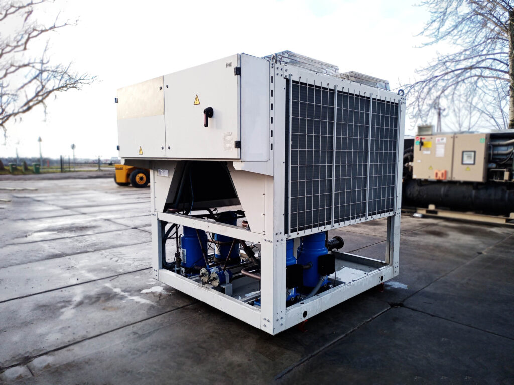 Чиллер DAIKIN EWAQ 152kW