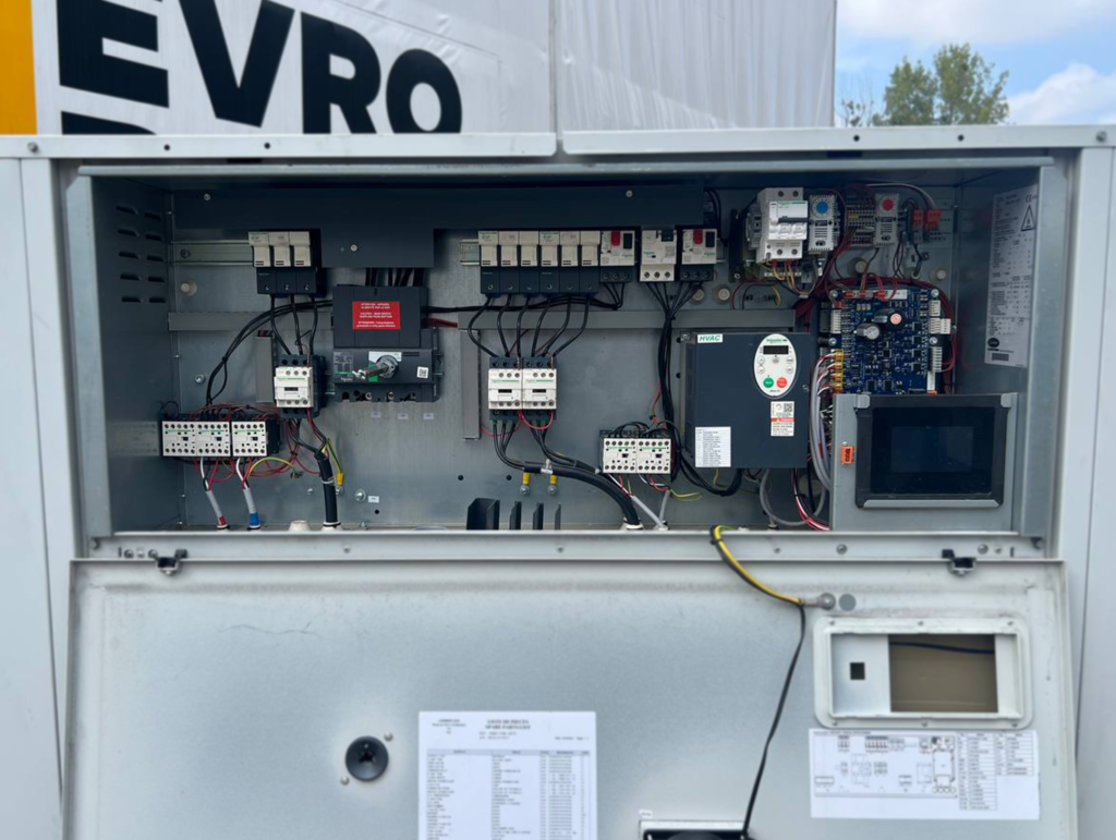 AIRCOOLED CHILLER  Carrier 30RB 120R 124kW