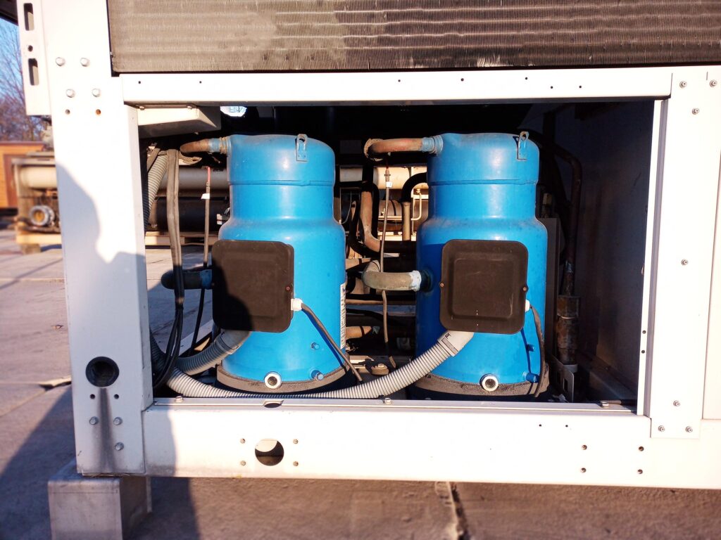 AIRCOOLED CHILLER/heat pump DAIKIN EWAQ 80/92 kW
