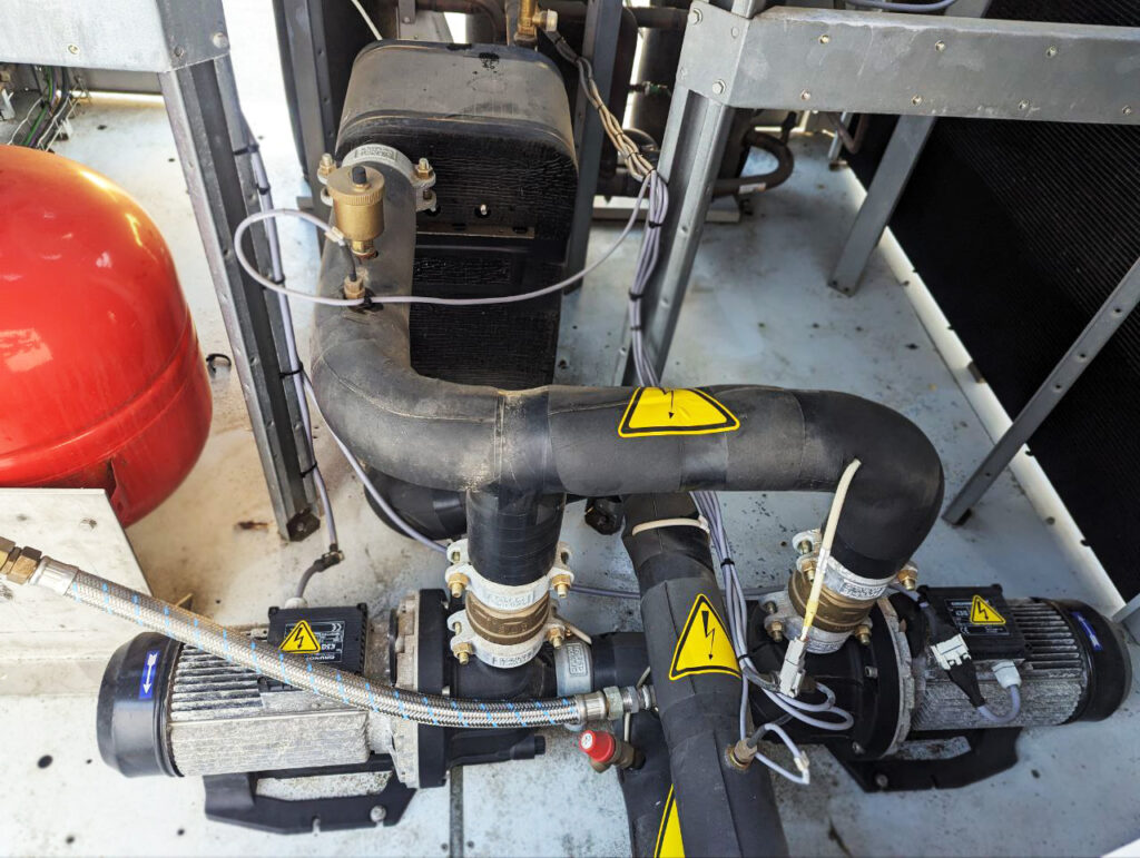 KALTWASSERSATZ CARRIER 30RBSY 87 KW