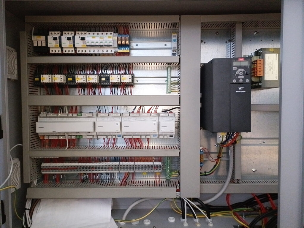 Чиллер Systemair SYSAQUA 380 R32 CO 380 кВт