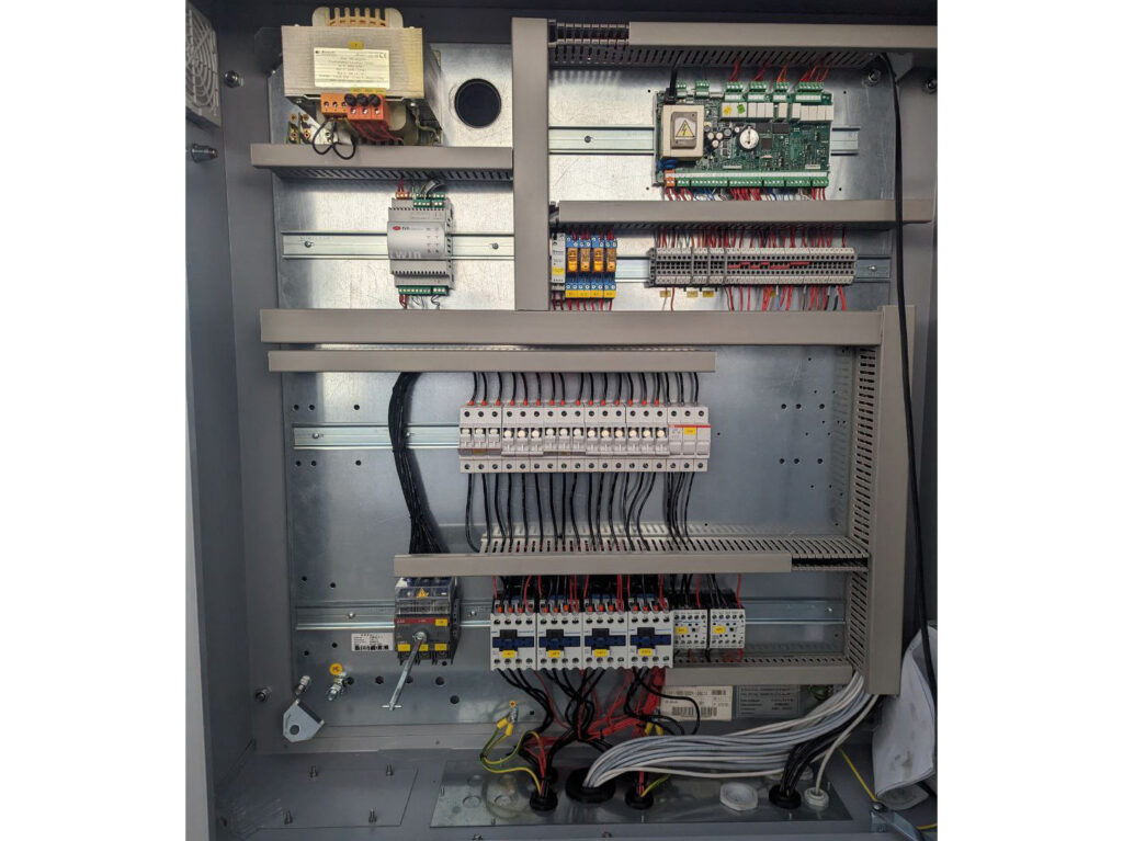 AIRCOOLED CHILLER/heat pump Systemair AQVH95 93,4/108,9 kW