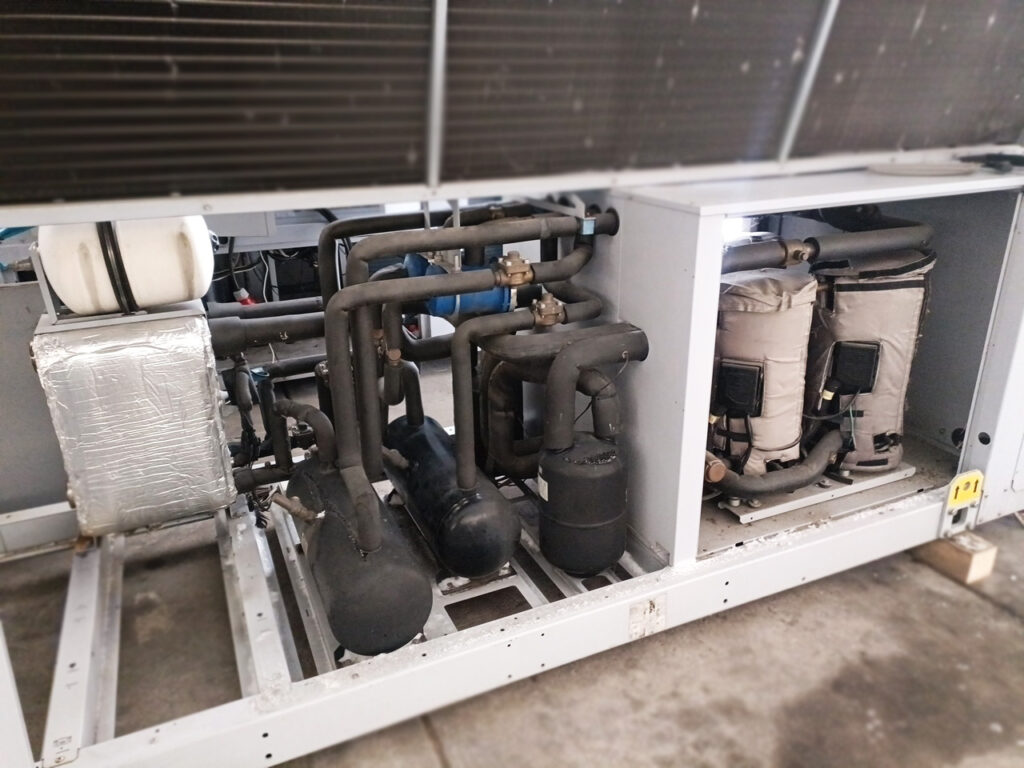 Чиллер/Тепловой насос Systemair VLH 804 HP 200/225 кВт