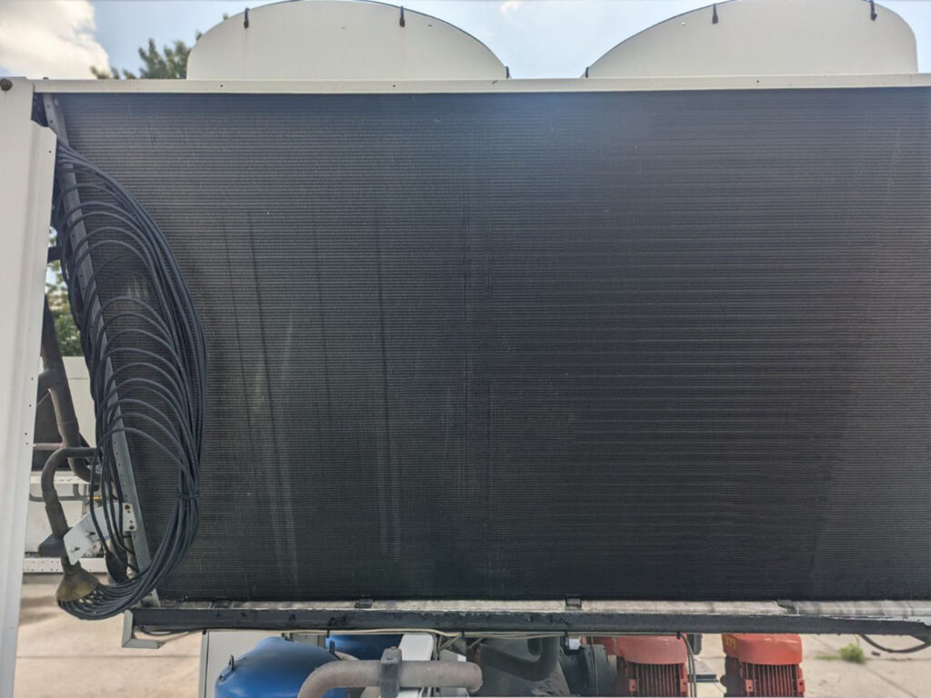 AIRCOOLED CHILLER/HEAT PUMP CARRIER 30RQ 331 KW