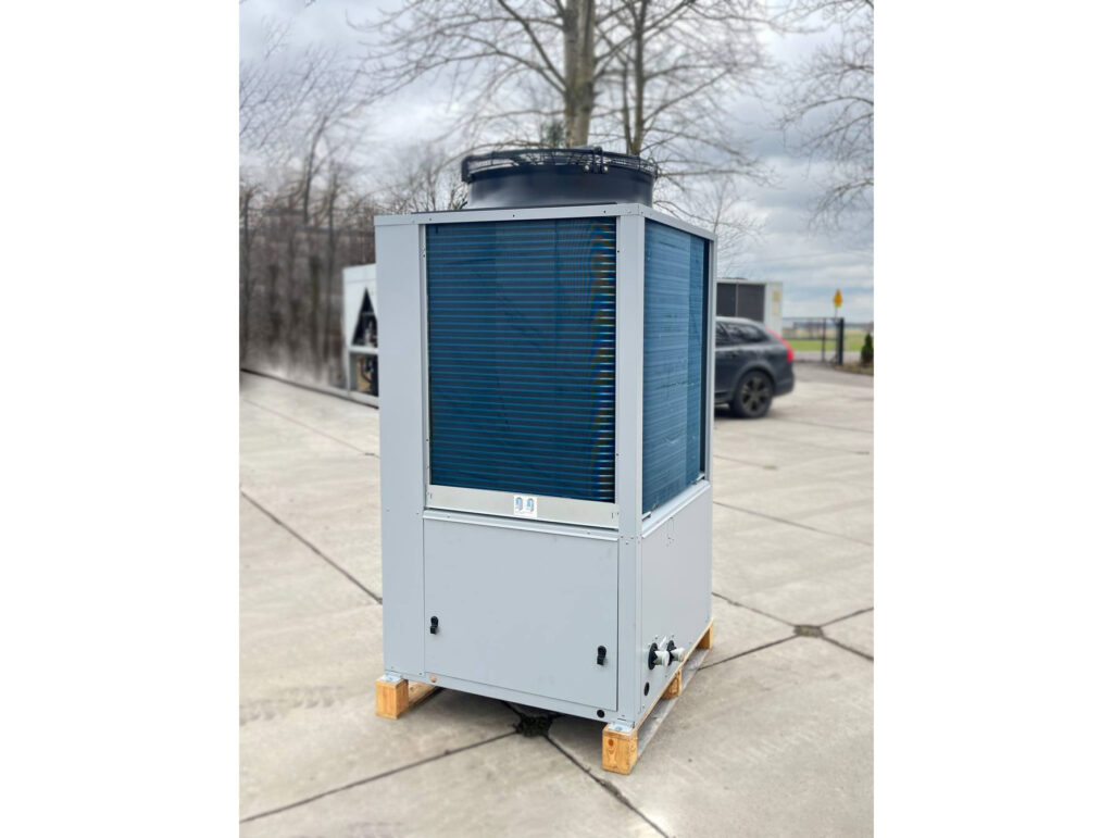 AIRCOOLED CHILLER/heat pump Systemair SYSAQUA 30H.1P 26,9/29,7 kW