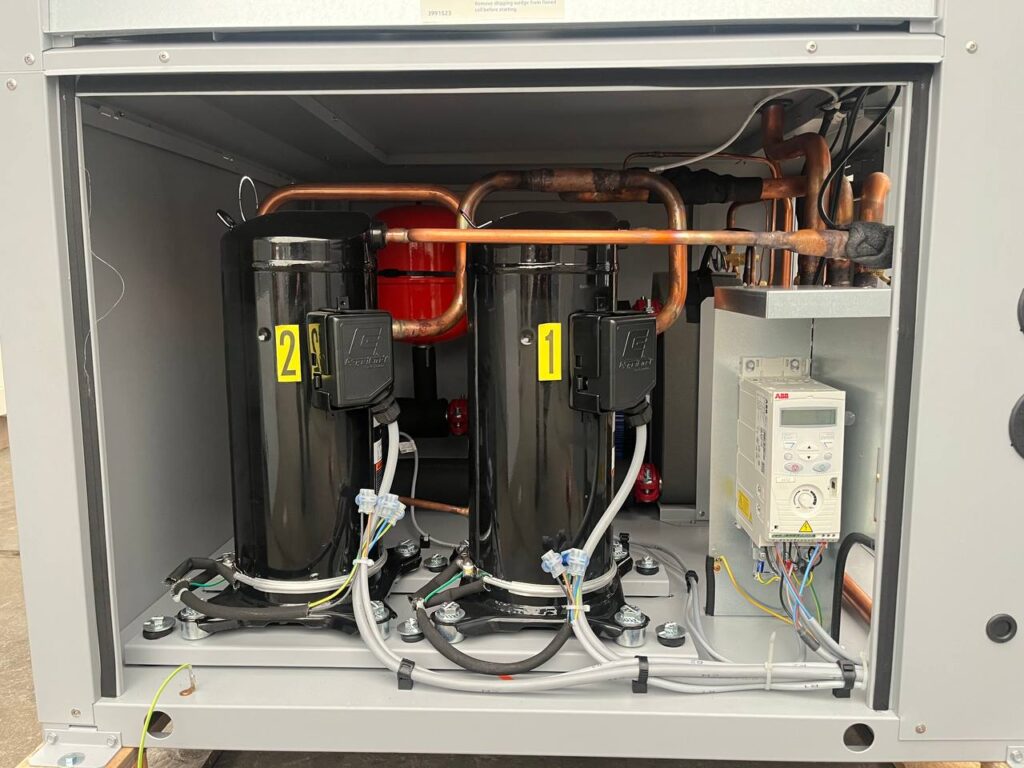 AIRCOOLED CHILLER/heat pump Systemair SYSAQUA 30H.1P 26,9/29,7 kW