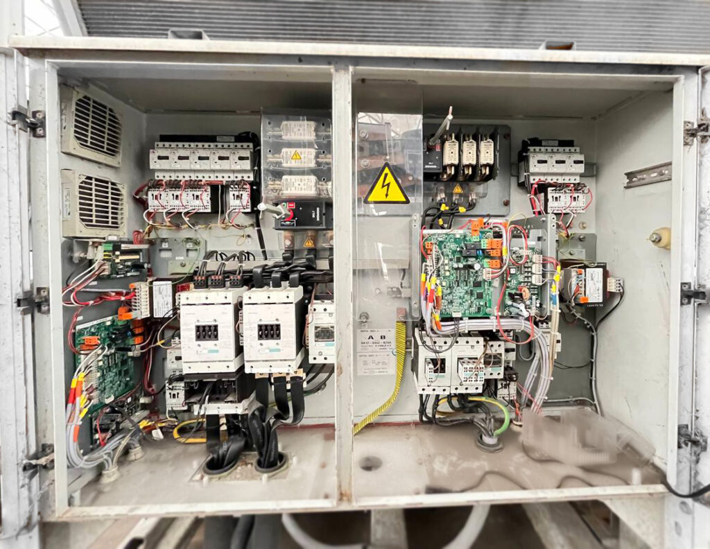 AIRCOOLED CHILLER CARRIER 30XA 452 KW