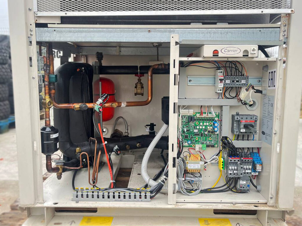 AIRCOOLED Chiller Carrier 30RB-026 27,8 KW
