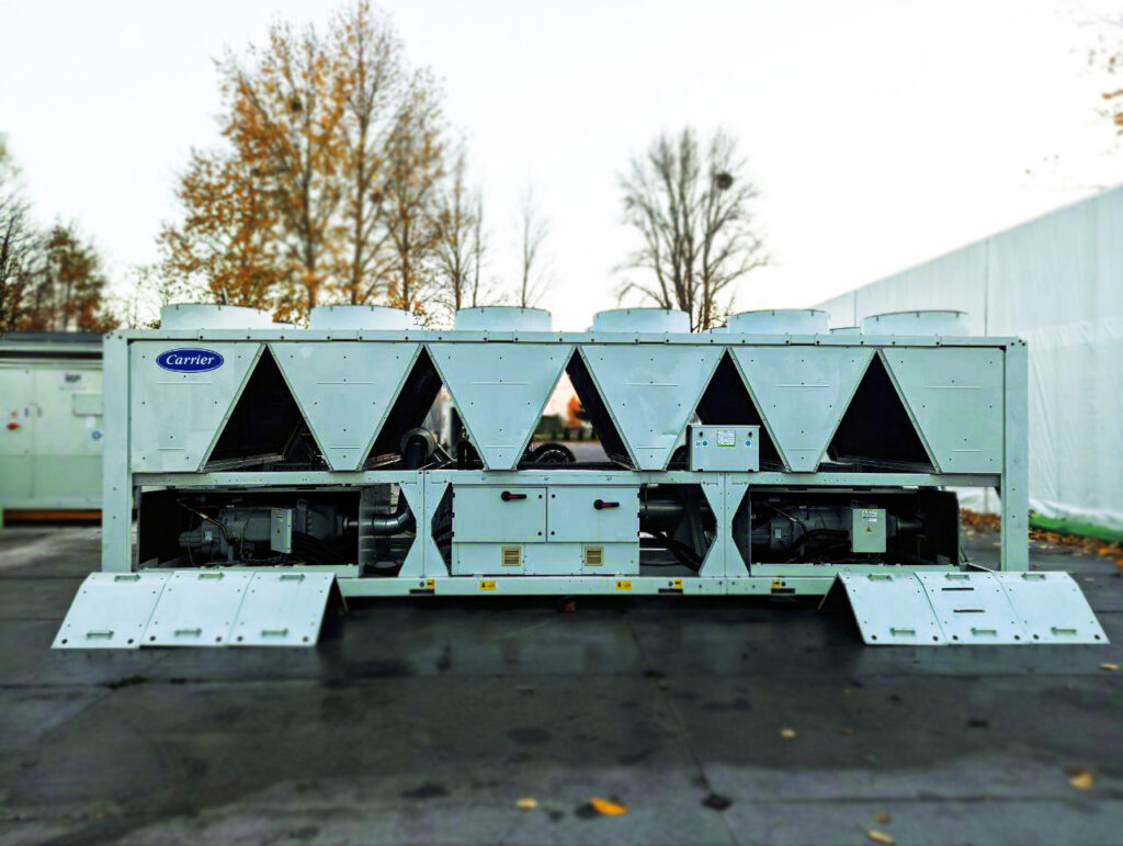 Чіллер CARRIER 30XA 674 кВт