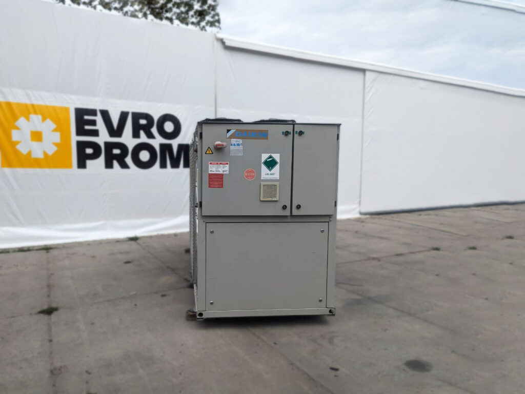 KALTWASSERSATZ DAIKIN EWAQ140G 139 kW