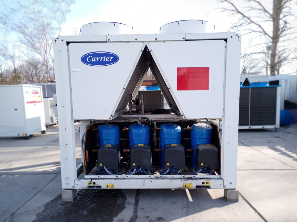 Чиллер CARRIER 30RB 263 кВт