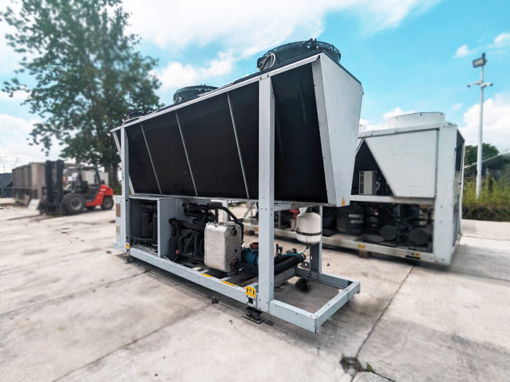 CHILLER/POMPA CIEPŁA Systemair Syscroll 137/145 kW