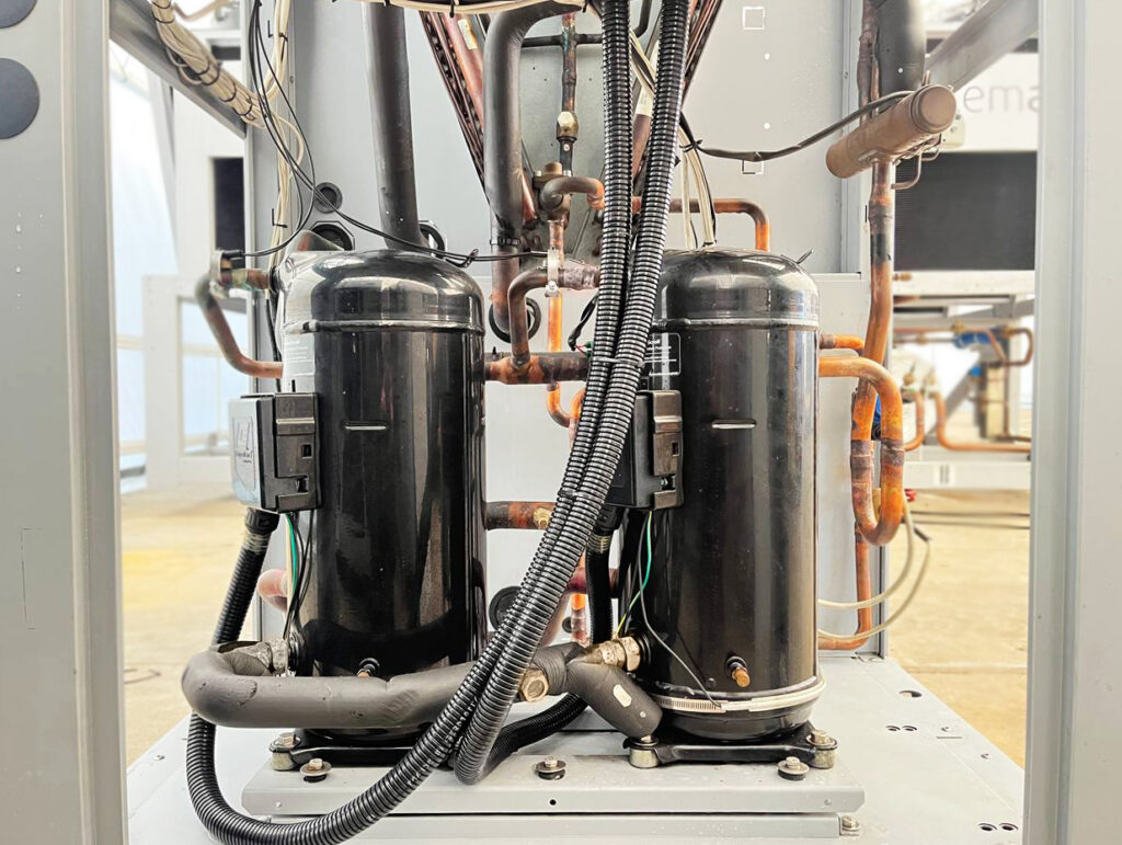 AIRCOOLED CHILLER/heat pump Systemair Syscroll 85 air 79,2/86,9 kW