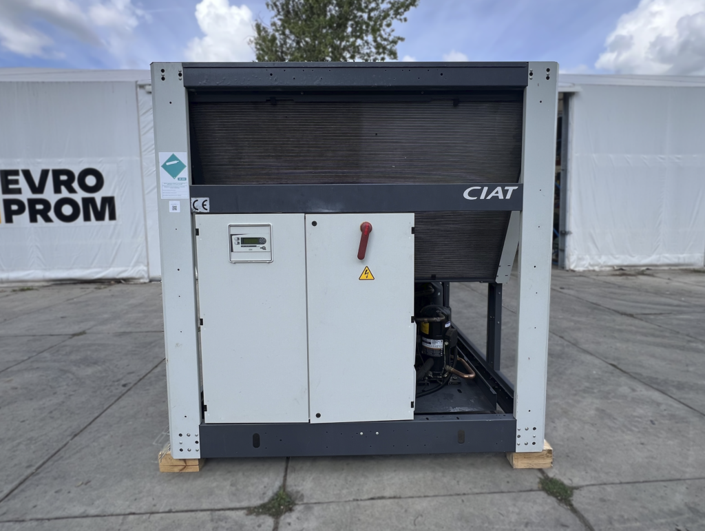 ЧИЛЛЕР Ciat LDM 900BV-STD R410A 246 кВт