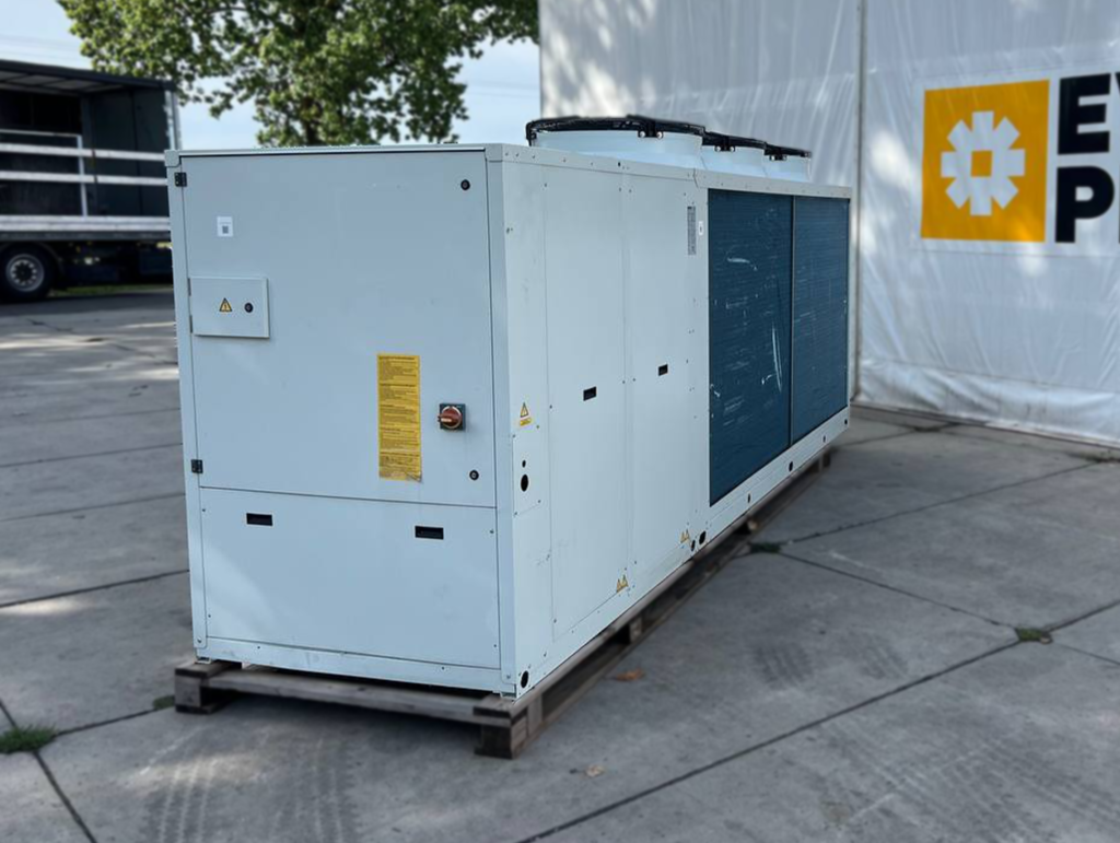 KALTWASSERSATZ / WÄRMEPUMPE EMICON PAE HT 1202 HE S KC 127.4/145.6 KW