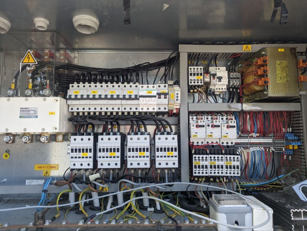 Чіллер UNIFLAIR ARAF 256 KW
