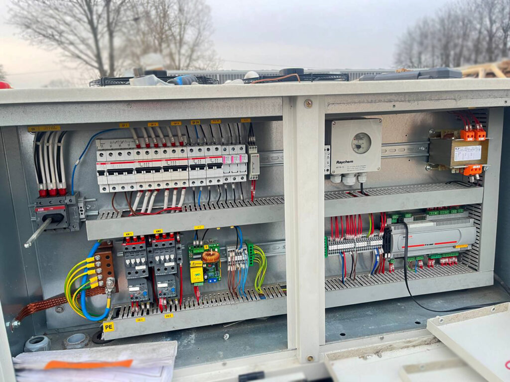 Aircooled chiller RC Group EAGLE T 060 61,8 kW