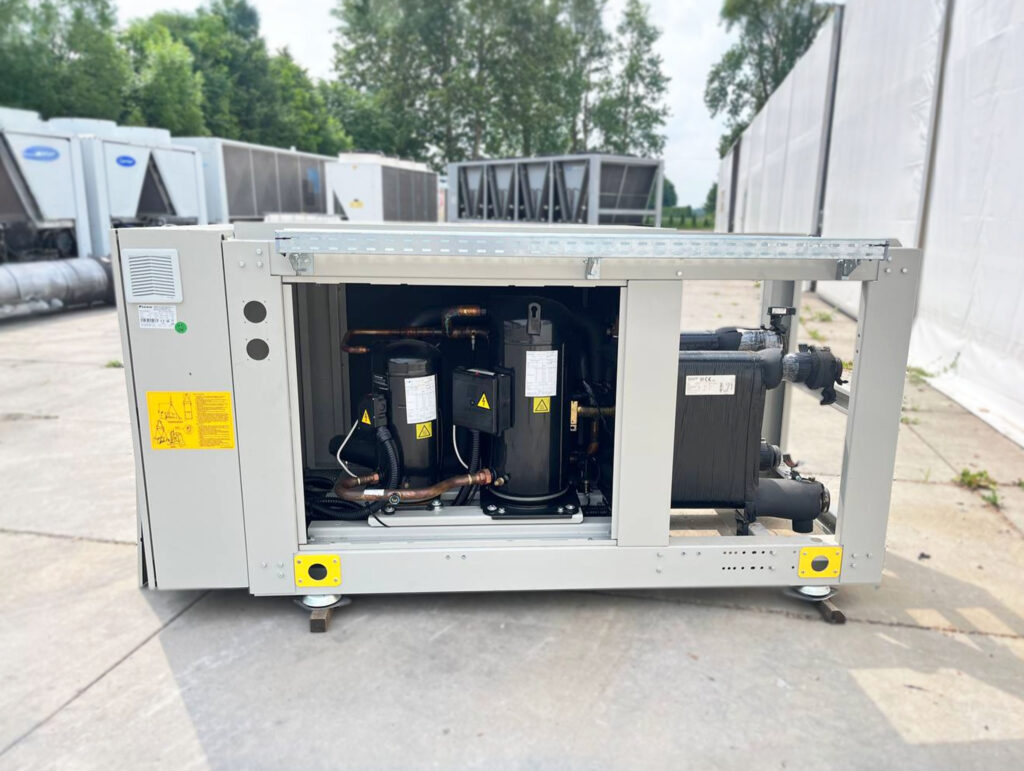 Чиллер/Тепловой насос DAIKIN EWHQ120G 95/130 кВт