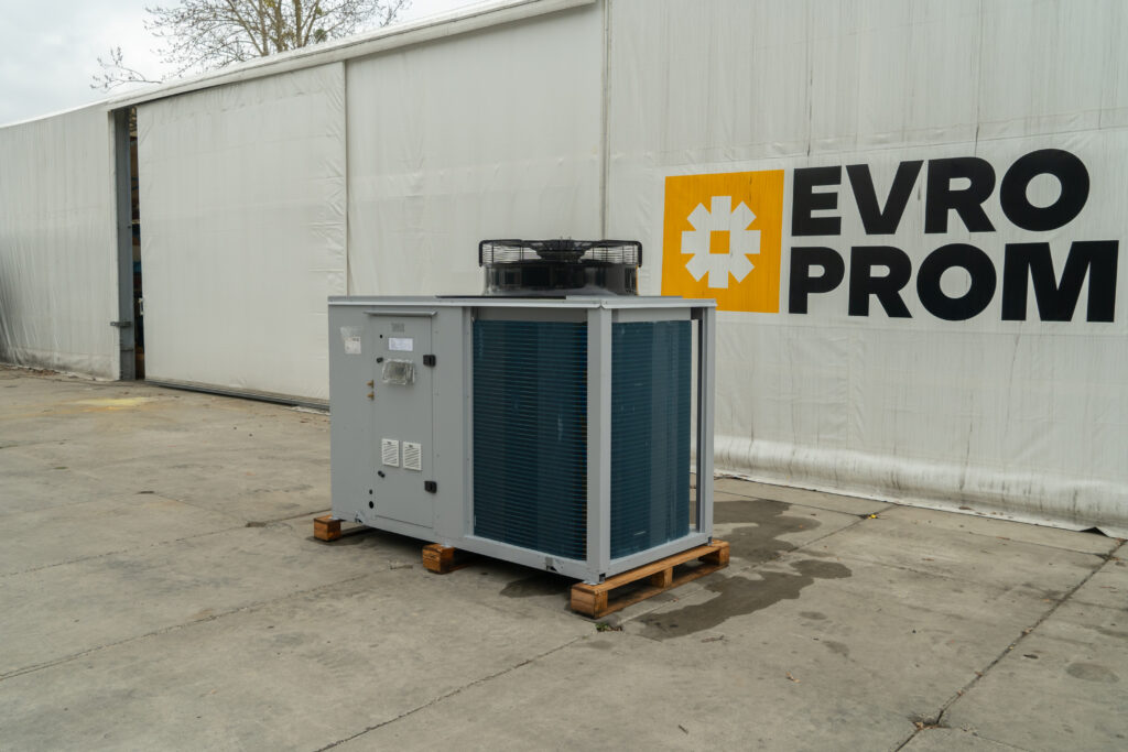 Kaltwassersatz/Wärmepumpe SYSTEMAIR AQR290-H050.PROTO 46/54kW