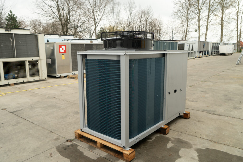 Kaltwassersatz/Wärmepumpe SYSTEMAIR AQR290-H050.PROTO 46/54kW