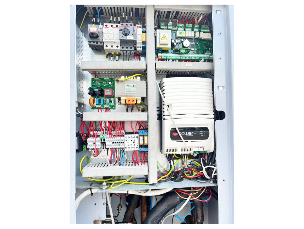 Чіллер/Тепловий насос SYSTEMAIR SYSCROLL 30 28/26 кВт