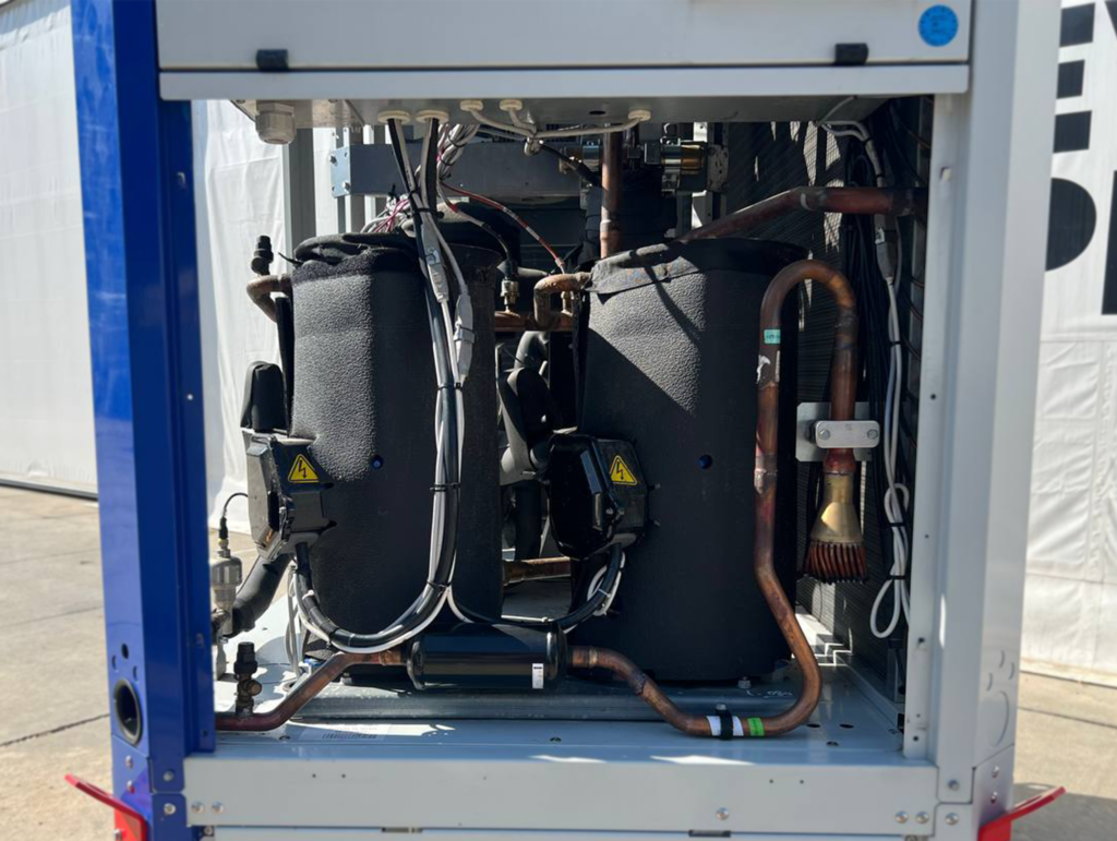 AIRCOOLED CHILLER/HEAT PUMP CARRIER 30RQ080R 74.3/75.7 kW