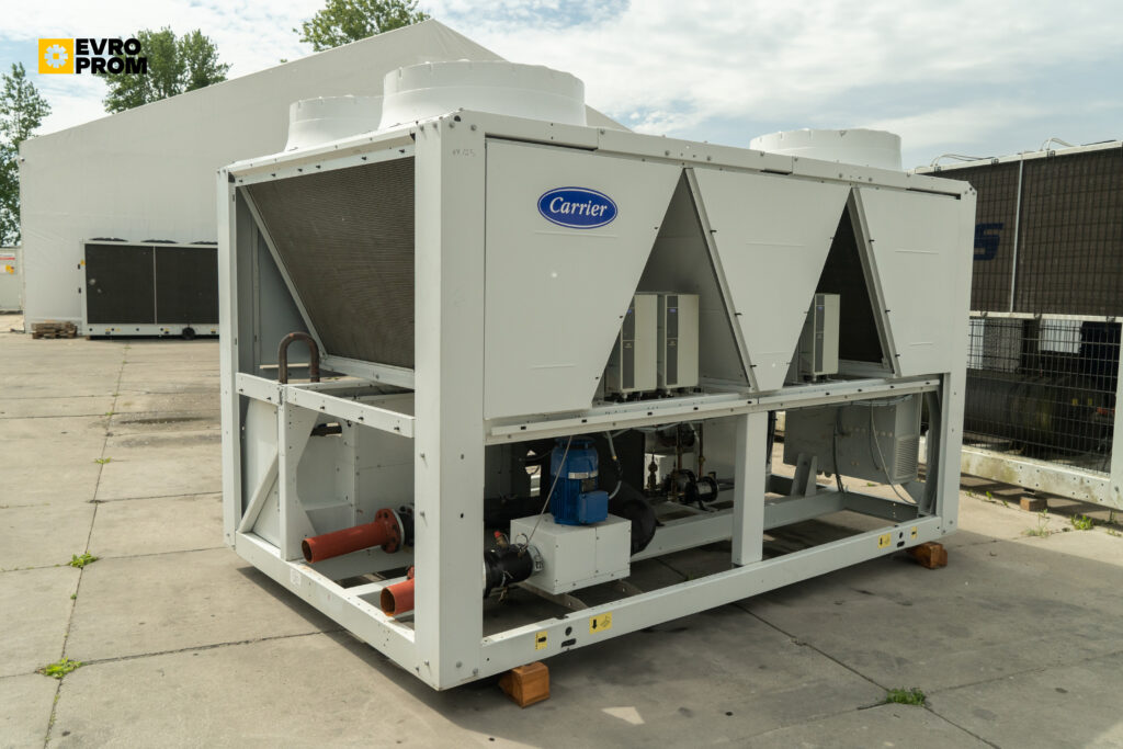 Kaltwassersatz Carrier 30RBP 330 0249 PE 333 kW