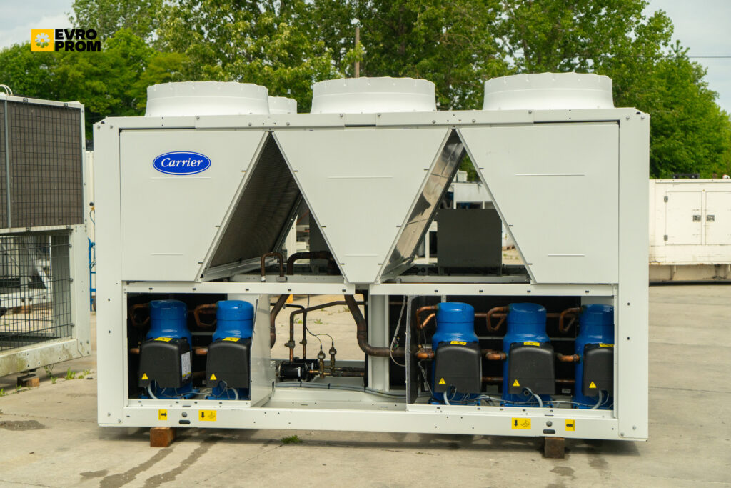 Kaltwassersatz Carrier 30RBP 330 0249 PE 333 kW
