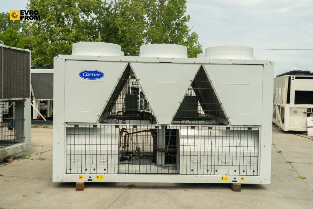 Kaltwassersatz Carrier 30RBP 330 0249 PE 333 kW