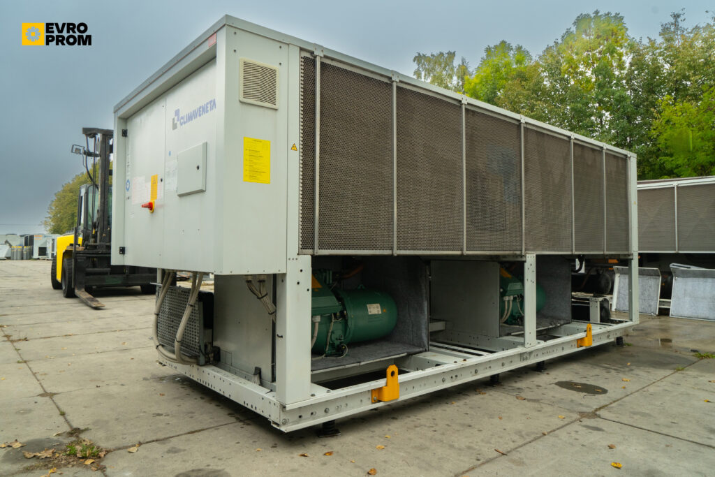 Чиллер/Тепловой насос CLIMAVENETA FOCS N LN CA 2622 564 кВт / 586 кВт