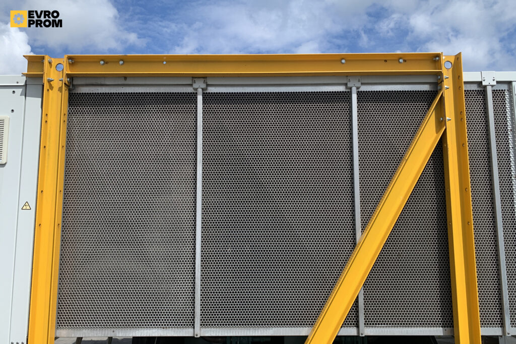 AIRCOOLED CHILLER CLIMAVENETA FOCS SL BT 1702 300 KW