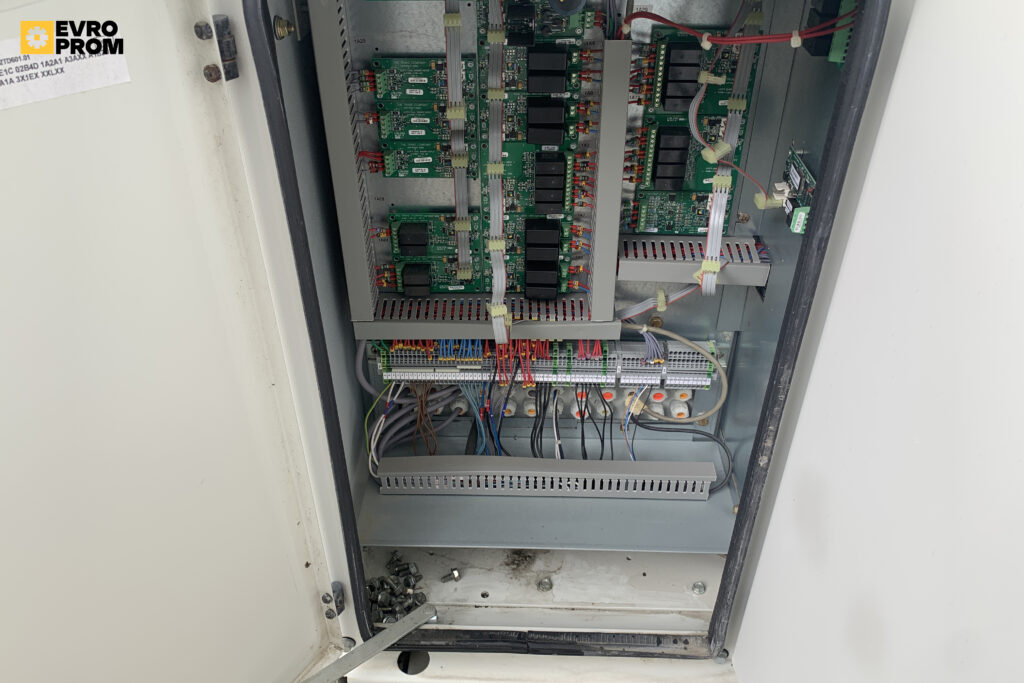 ЧИЛЛЕР TRANE CGAM140 380.9 кВт
