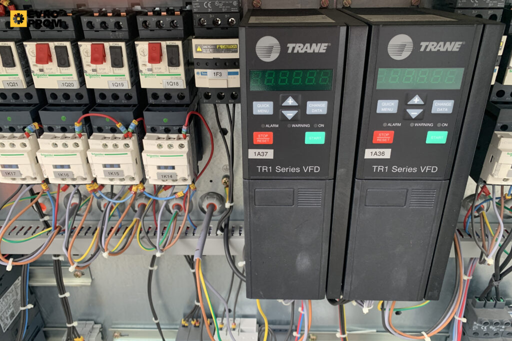 ЧИЛЛЕР TRANE CGAM140 380.9 кВт
